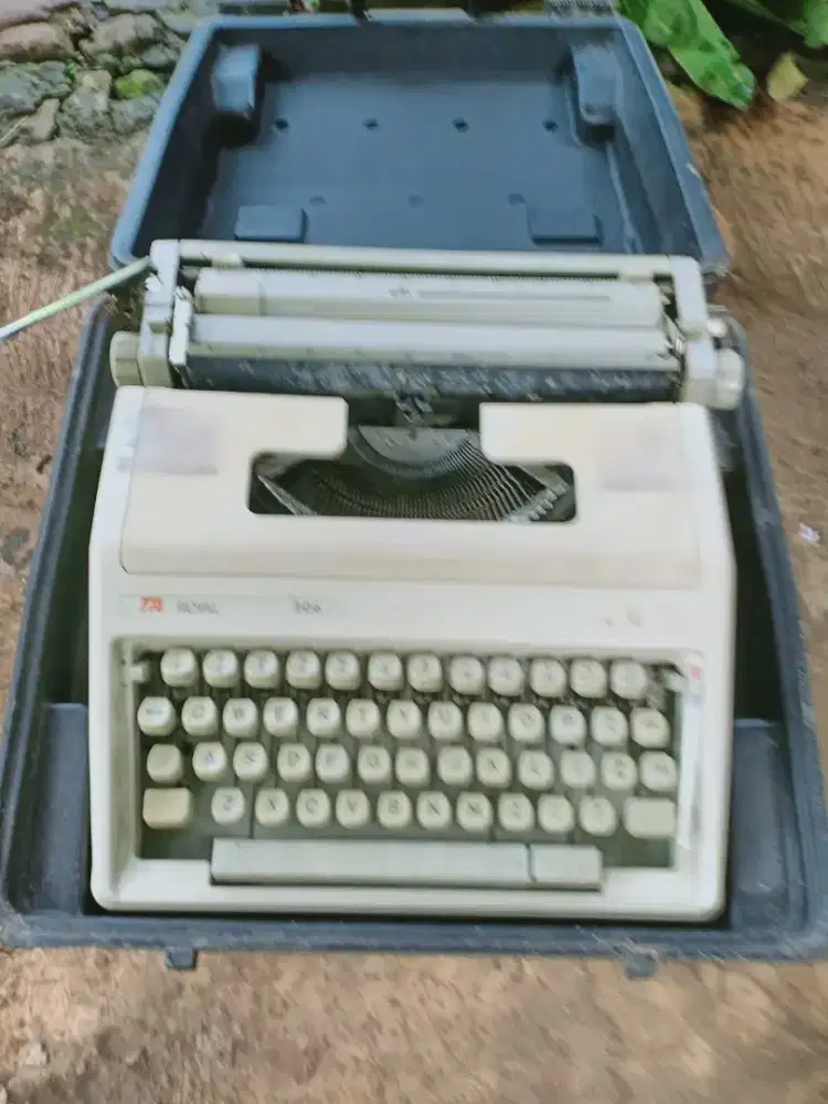 Mesin Ketik Jadul