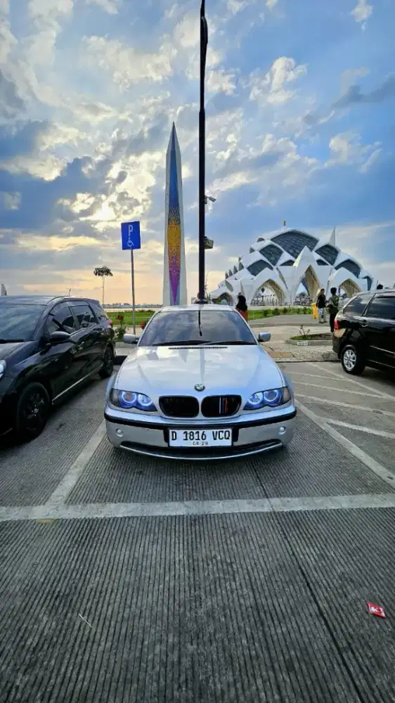 FS. BMW N42 thn 2002 silver
Surat kumplit