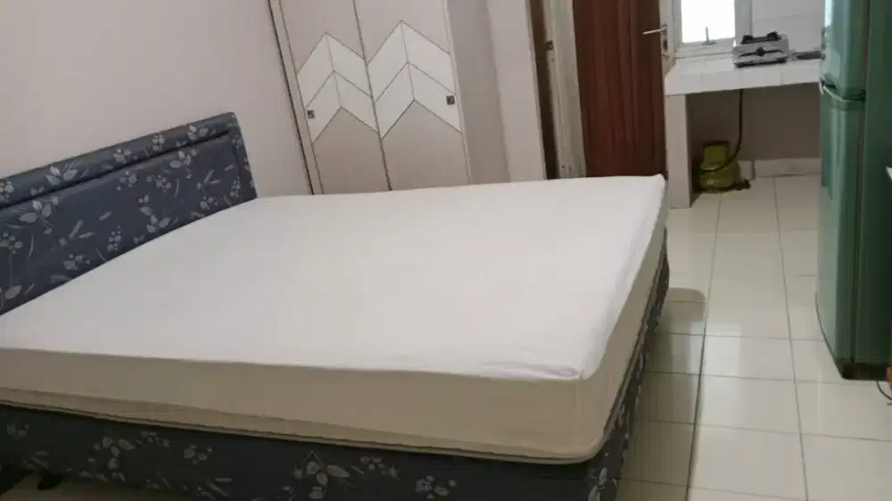 Disewakan apartemen tipe studio bersih murah jakarta barat