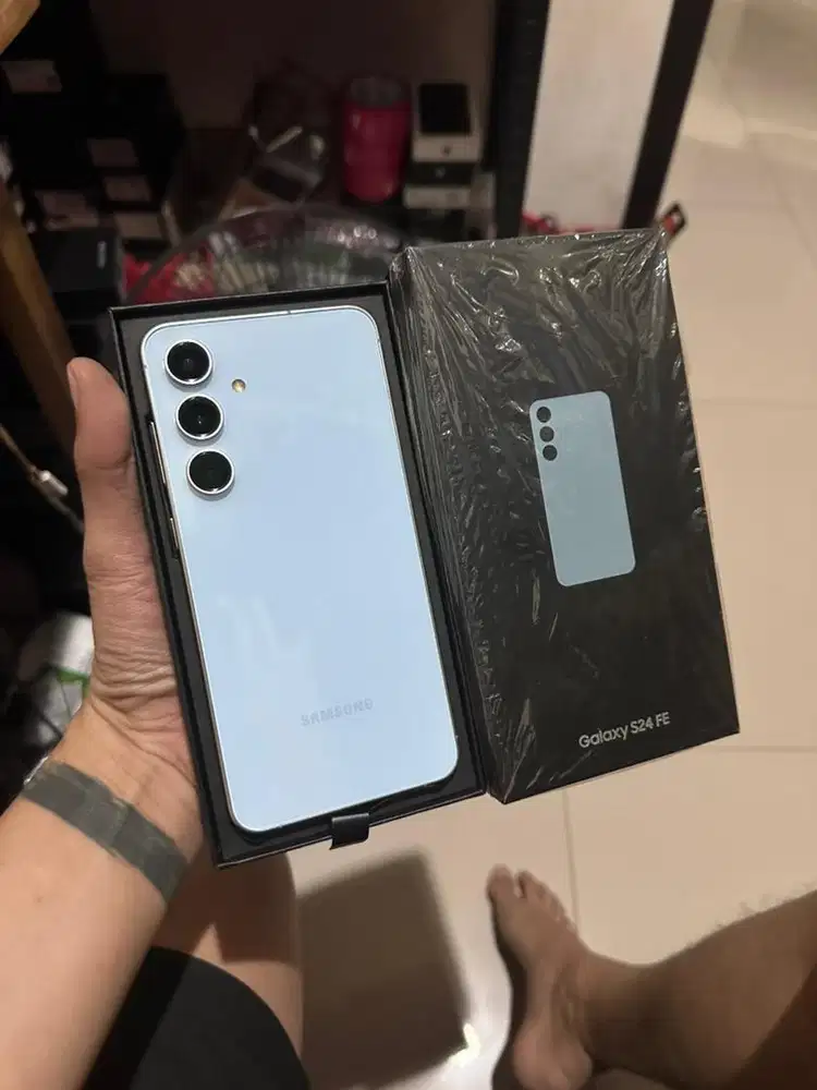 samsung galaxy s24 fe 256gb fullset ori garansi resmi sein