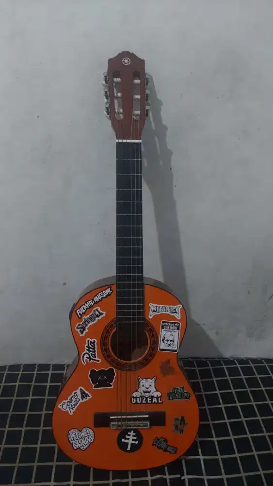 Gitar akustik elektrik