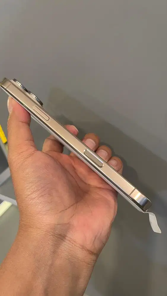 Iphone 16 pro 128 ibox