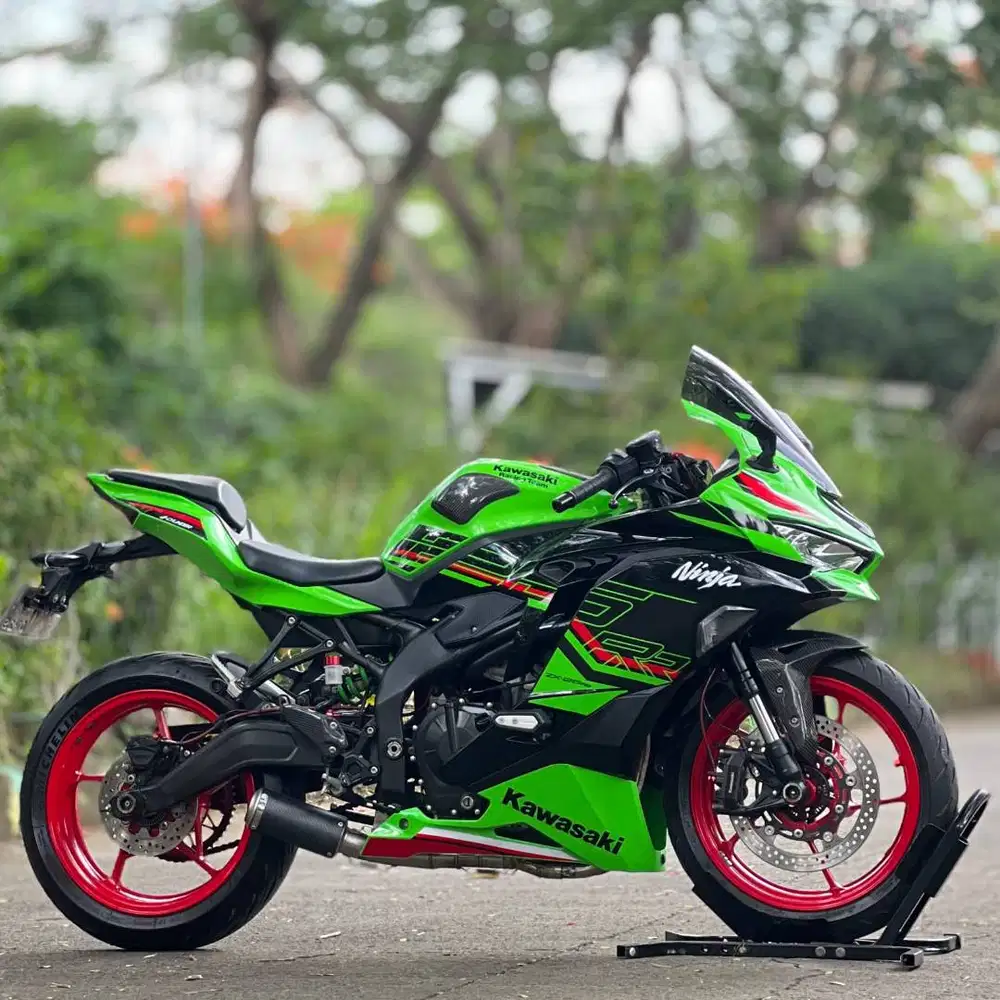 KAWASAKI ZX25RR ABS QS KRT HIJAU 2023 KM LOW PAJAK PANJANG SIAP RIDING