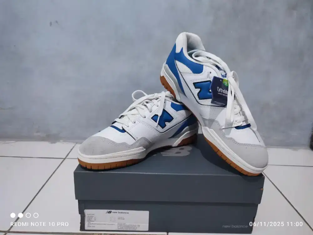 New Balance 550