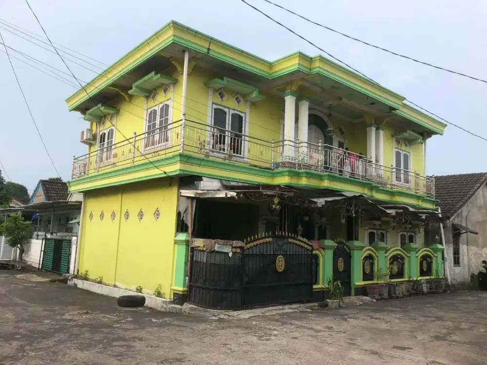 DIJUAL RUMAH HOOK 2 LANTAI KEBUN BUNGA PALEMBANG