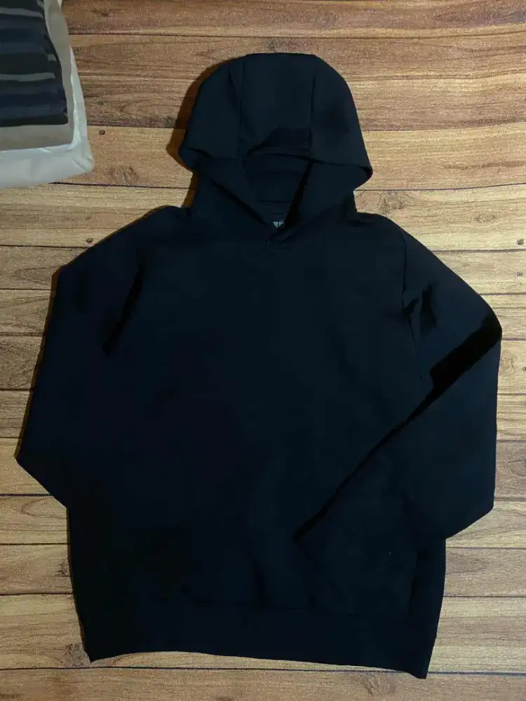 Hoodie Uniqlo Sweat Dry Scuba Hitam L