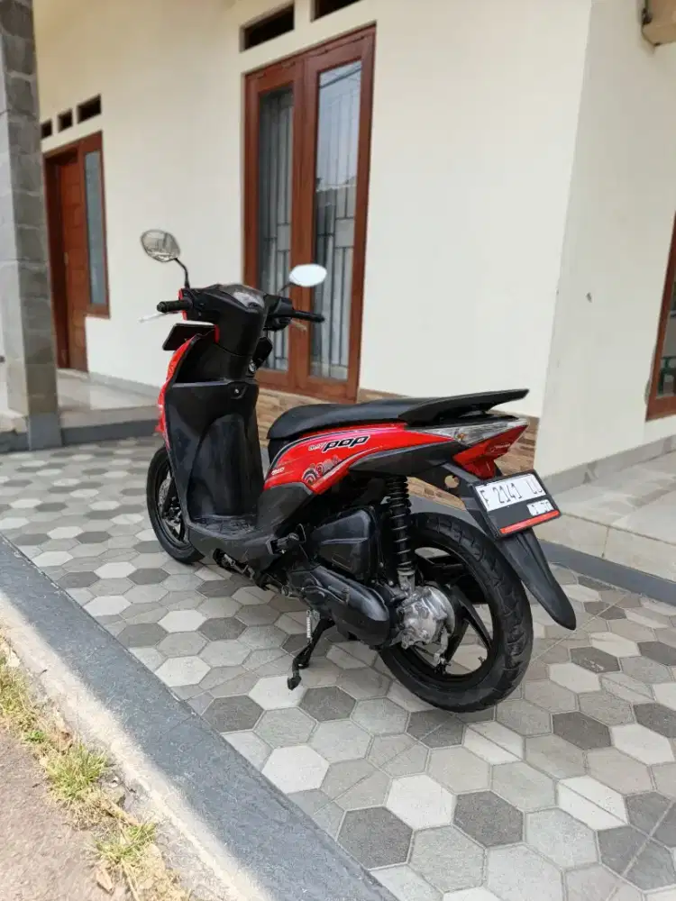 Honda Beat pop 110cc tahun 2015 motor gress