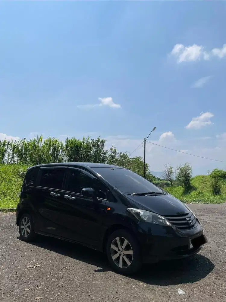 Honda Freed 1.5 S matic 2012