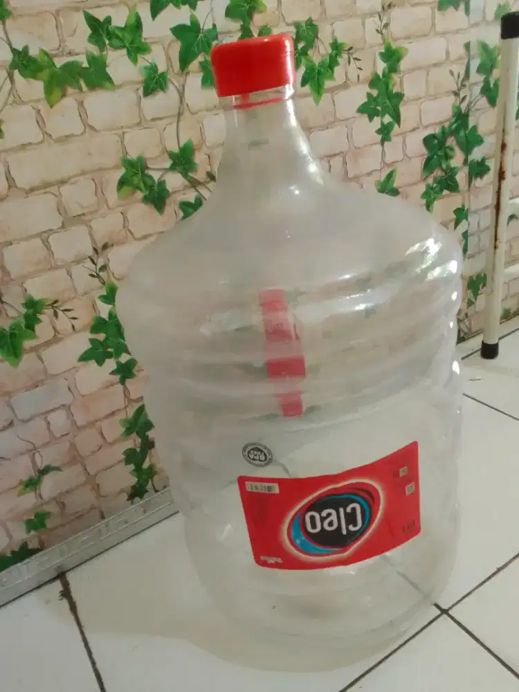 Jual galon kosong cleo