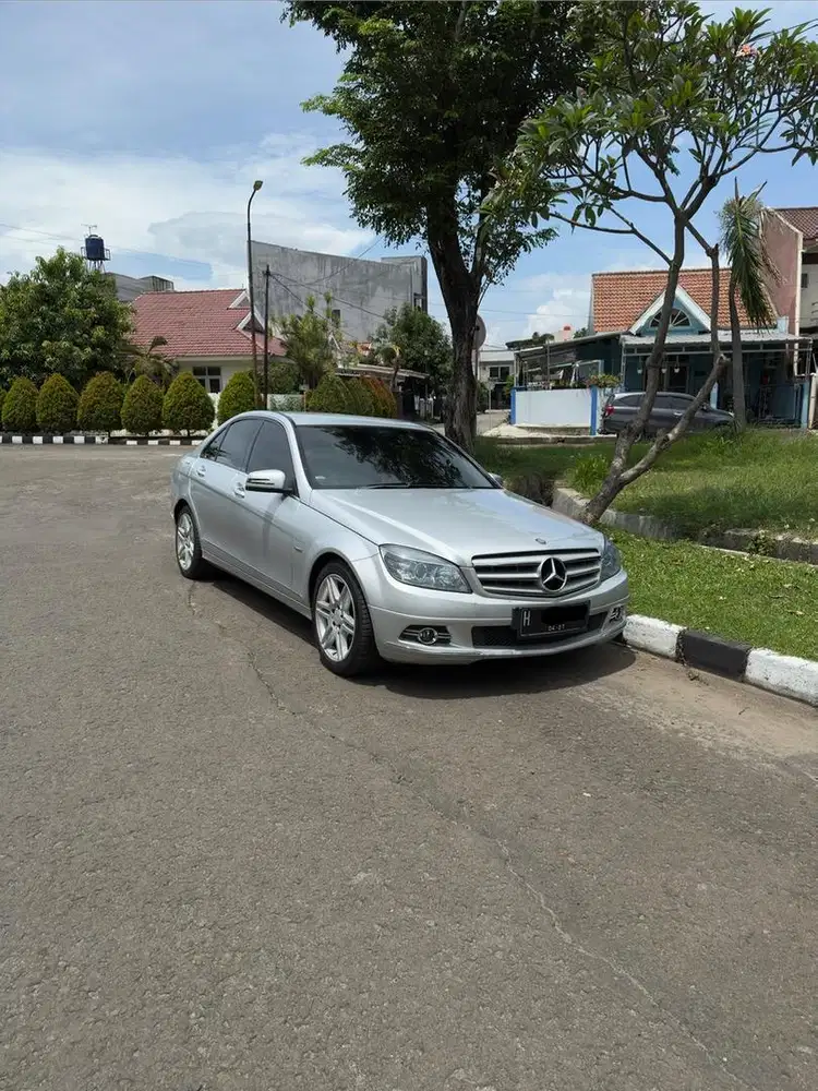 Mercedes-Benz C200 Kompressor 2012 Bensin