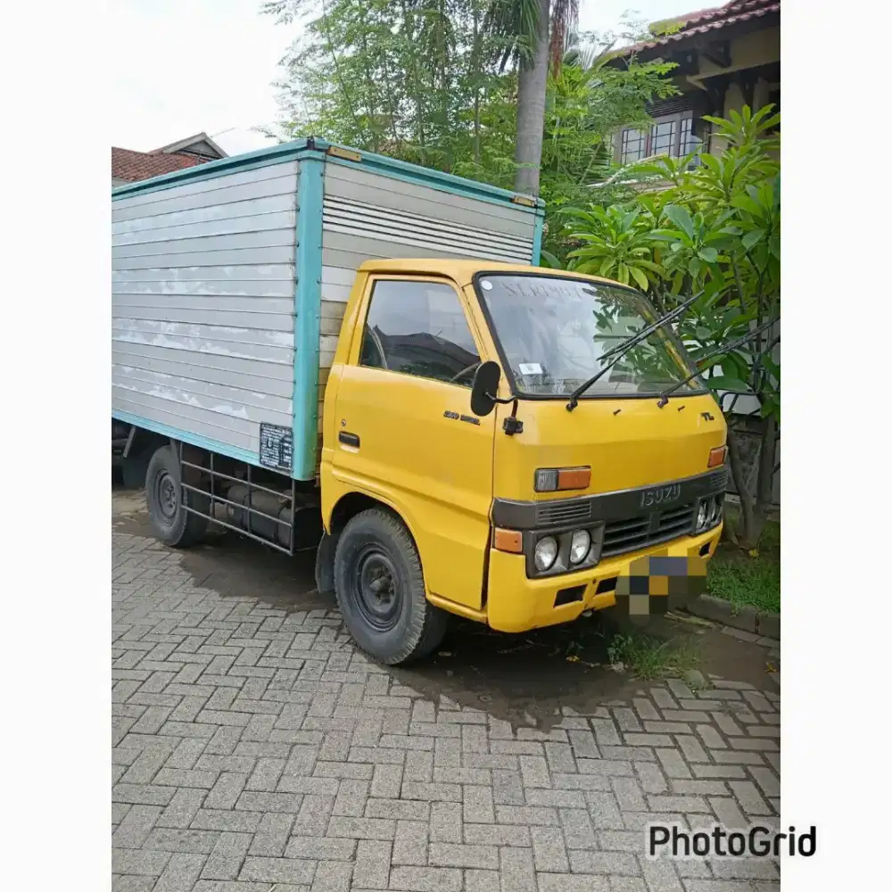 Isuzu bison 1993 2.5 cc plat L