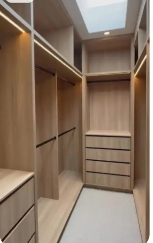 Wardrobe Lemari Baju Tanpa Pintu