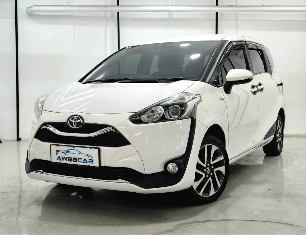[ Km 70rb ] Toyota Sienta 1.5 V AT 2020 Putih