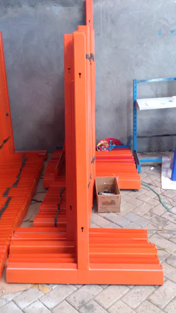 TIANG SINGLE DOUBLE UNTUK RAK MINIMARKET HARGA TERJANGKAU