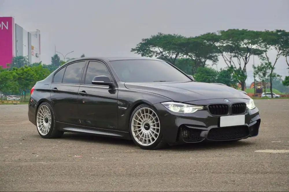 BMW 320i F30 Sport MPerformance B48 Facelift LCI 2016