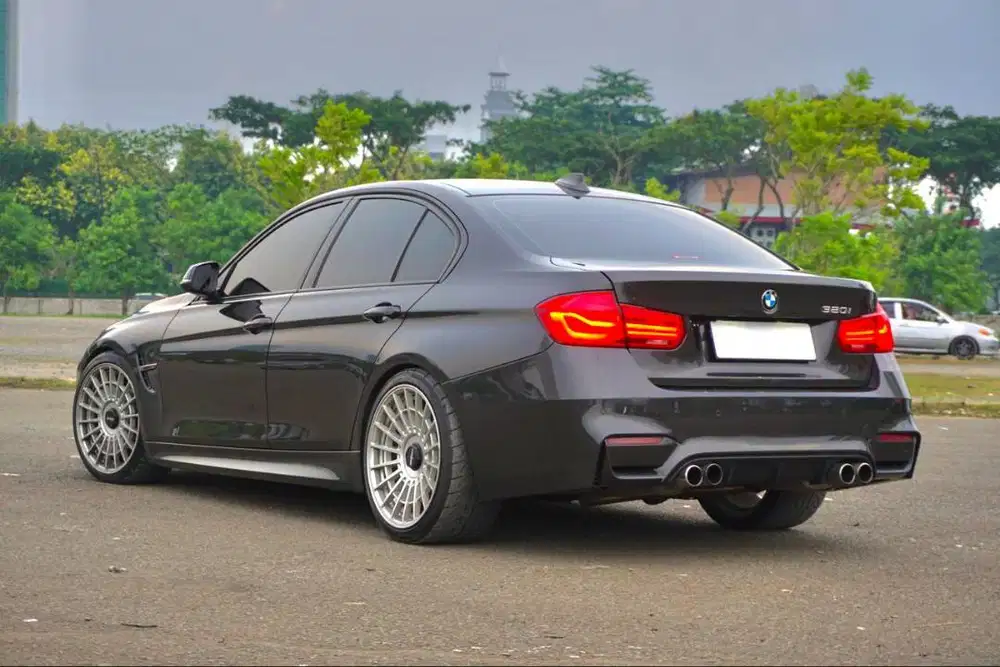 BMW 320i F30 Sport MPerformance B48 Facelift LCI 2016