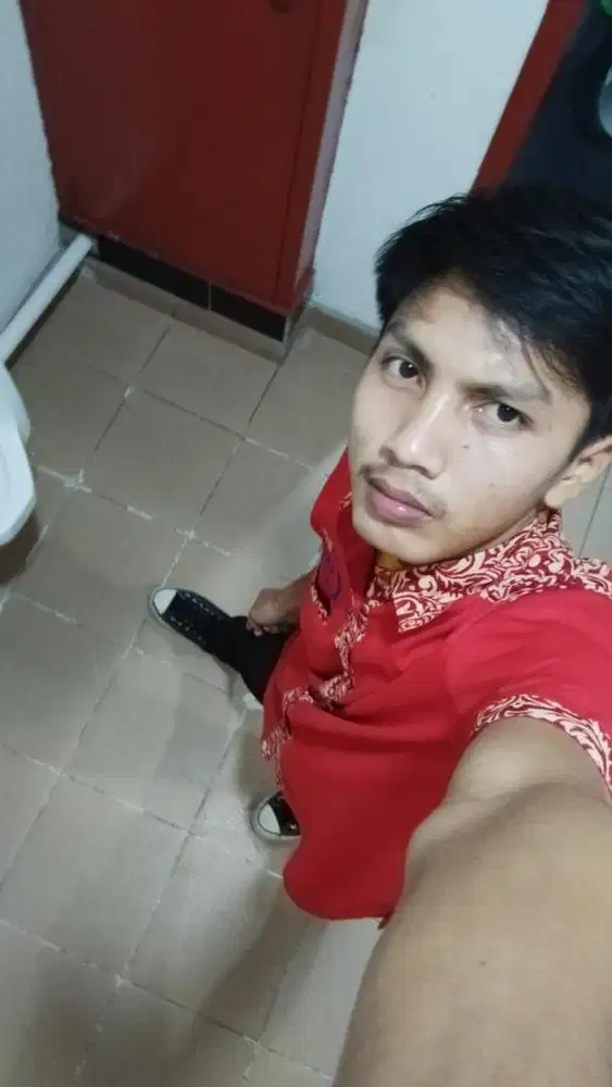 Cari Kerja Untuk Nyambung Hidup