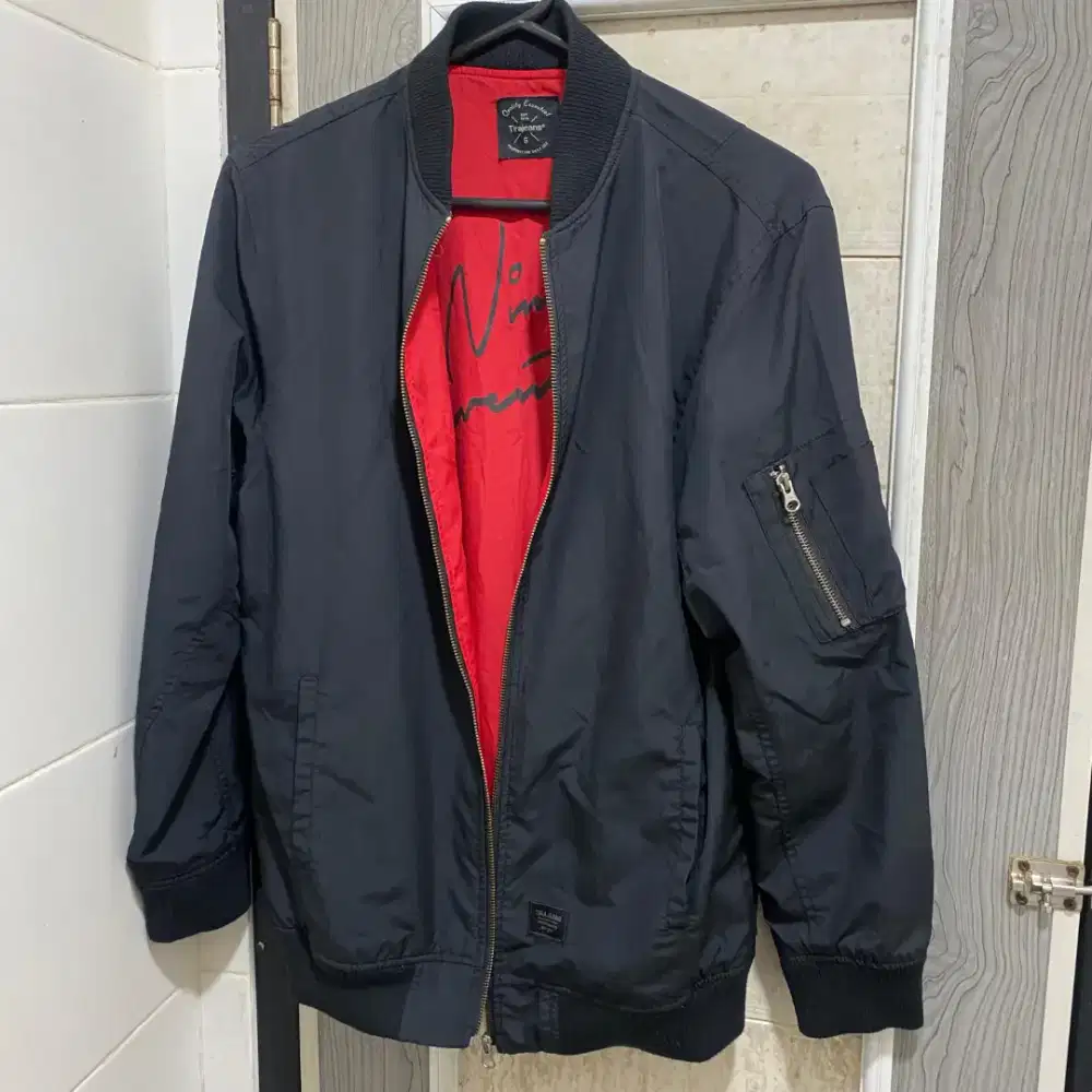 Jaket Boomber Tirajeans Exclusive Original Black n Red