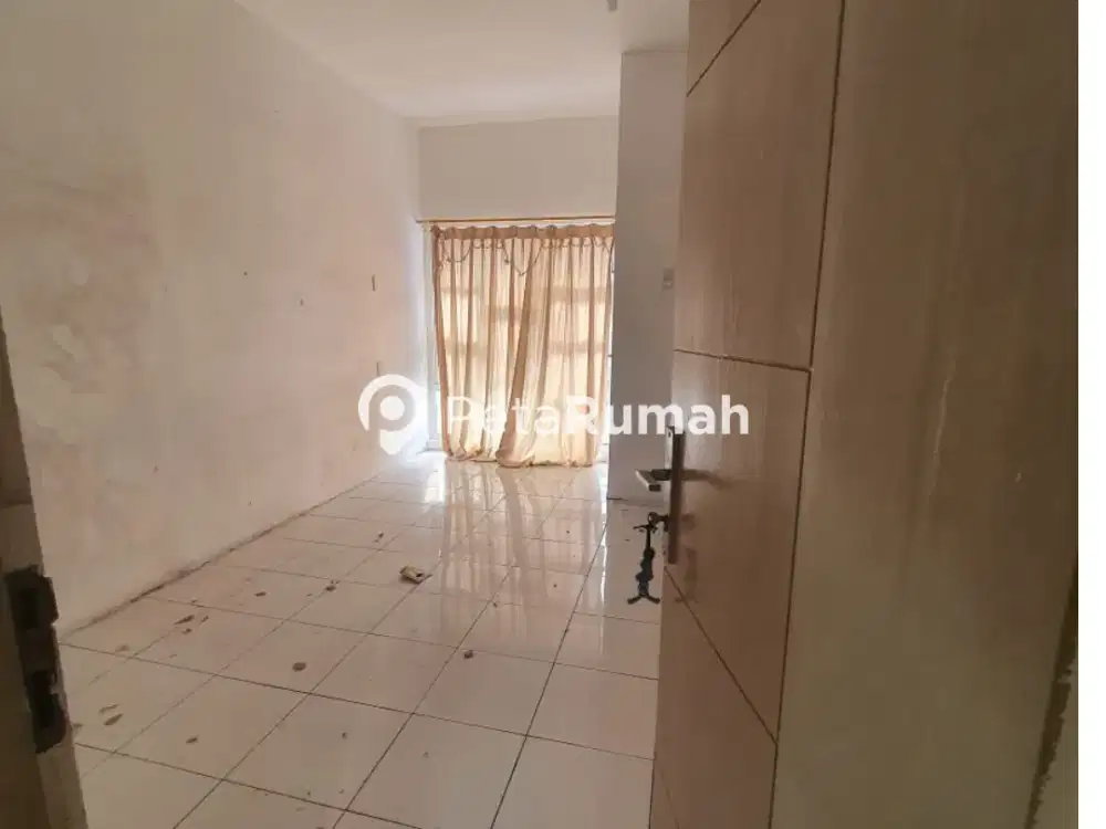 DIJUAL TOWNHOUSE JALAN KANAL KOMPLEK VICTORIA TOWNHOUSE - DAERAH JOHOR