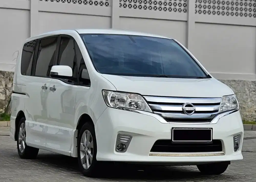 Nissan Serena HWS 2013