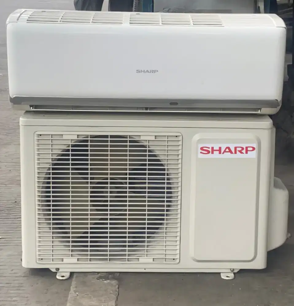 AC Sharp 1/2 PK R 410  second +pasang free ongkir sejabotabek