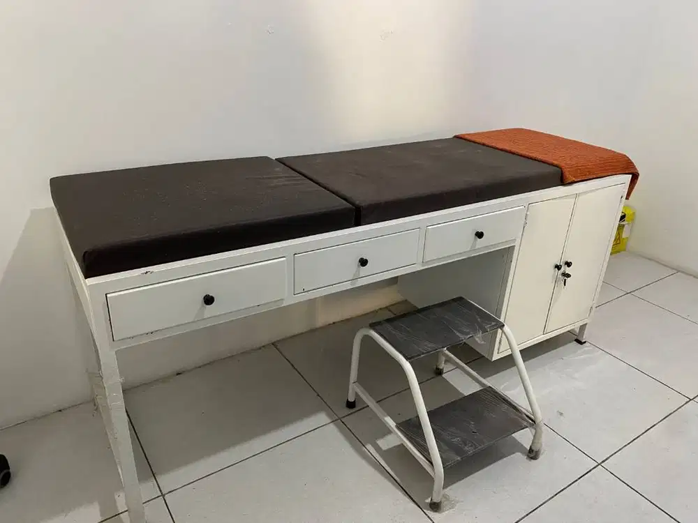 meja periksa pasien 3 laci ranjang periksa medis multifungsi