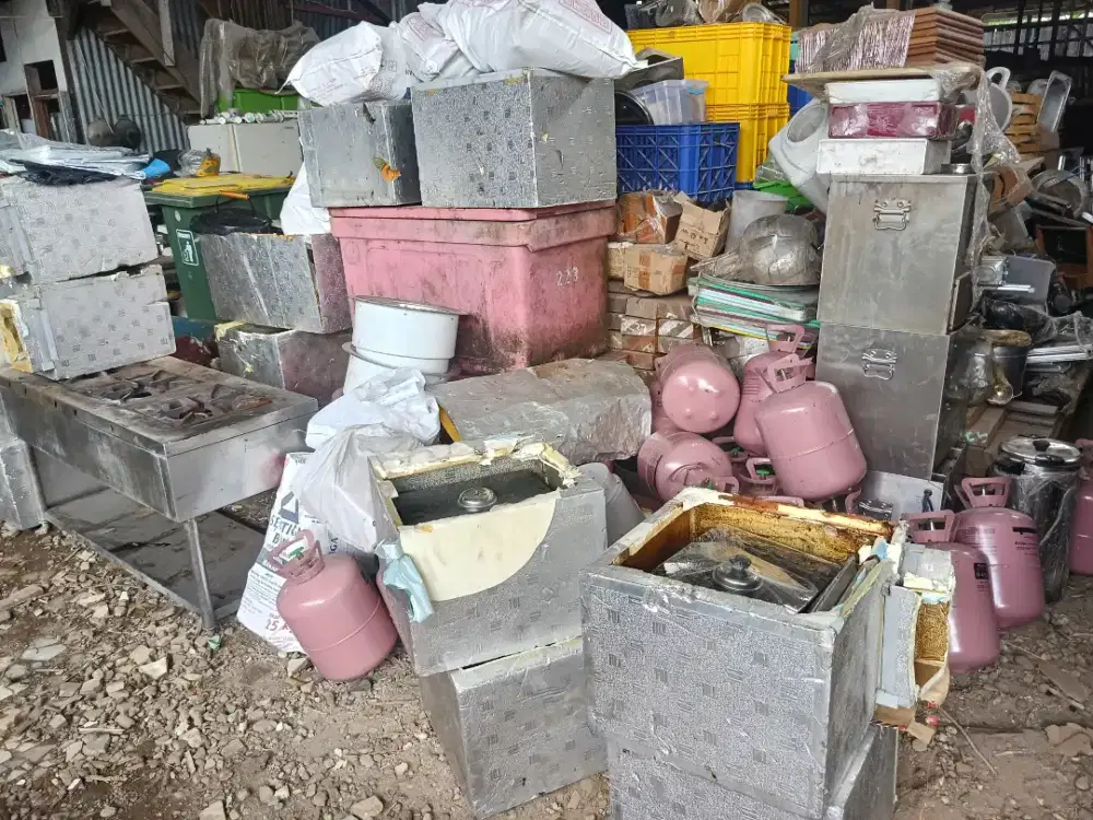 Menerima jual beli barang bekas