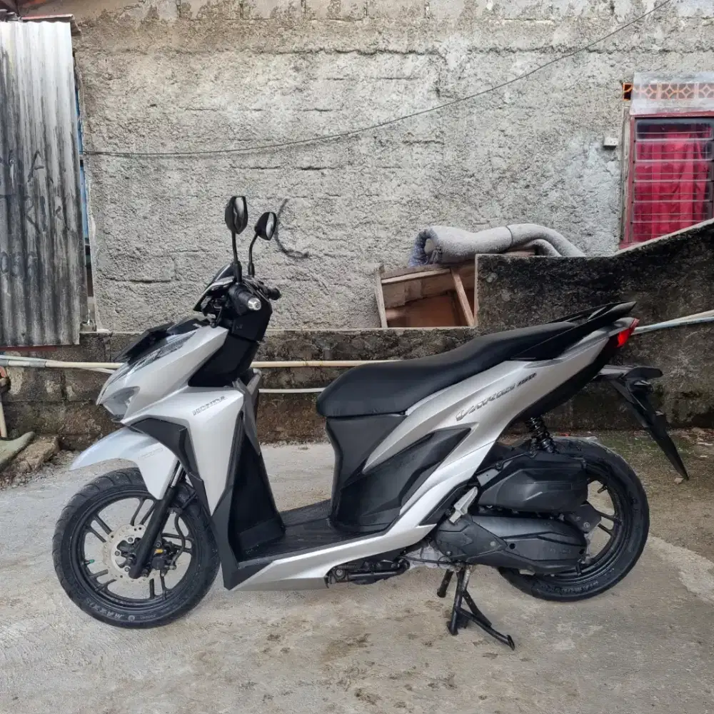 Dp Mulai 500K Honda Vario 150 keyless 2019 Jakarta  yuk gass