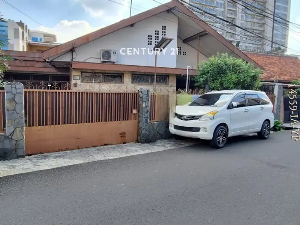Dijual Rumah Bangunan Lama Lokasi Strategis Di Tebet Jak Sel