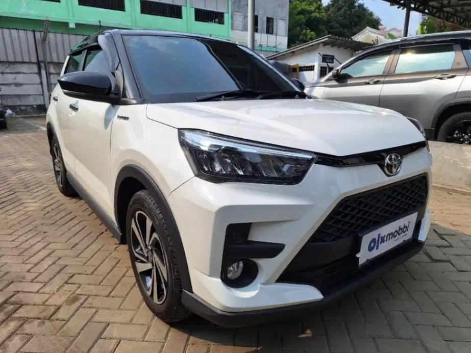 DP RENDAH Toyota Raize 1.0 G Two Tone Bensin-AT 2023 ZOB