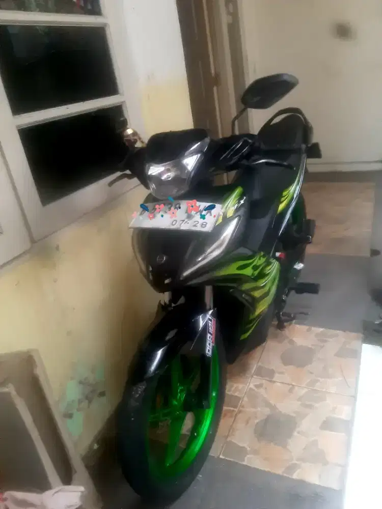 Jupiter mx old 135 thn 2009 b tangsel bisa tt nyari kembalian