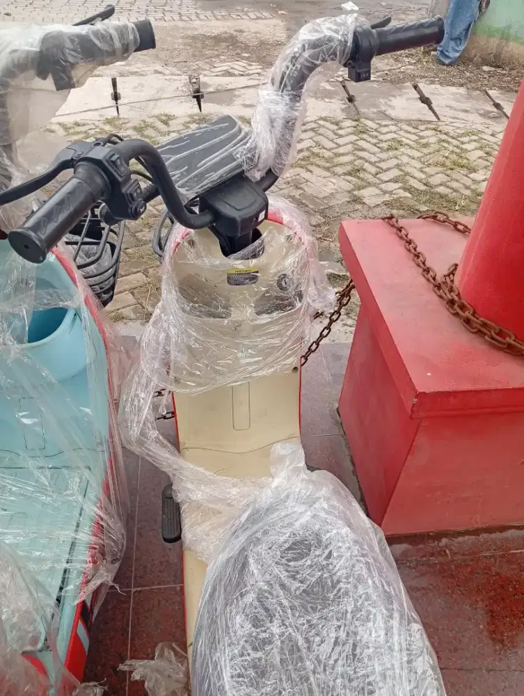 Sepeda listrik exotic velove 1.5