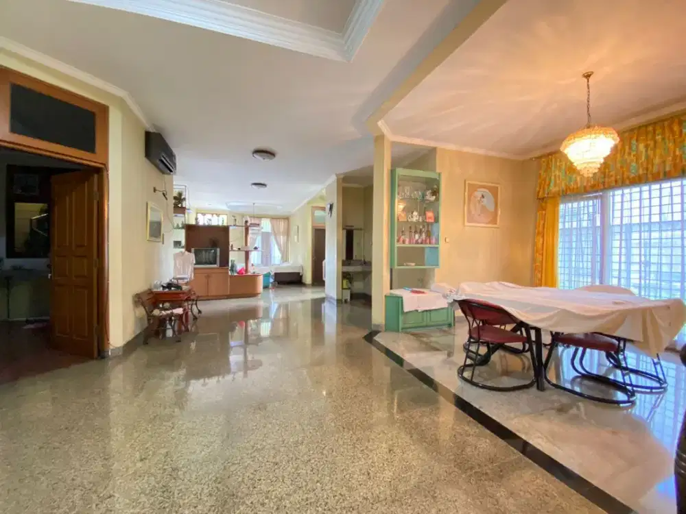 A232 Dijual Murah Rumah Besar Ready Terawat di Kavling DKI Meruya