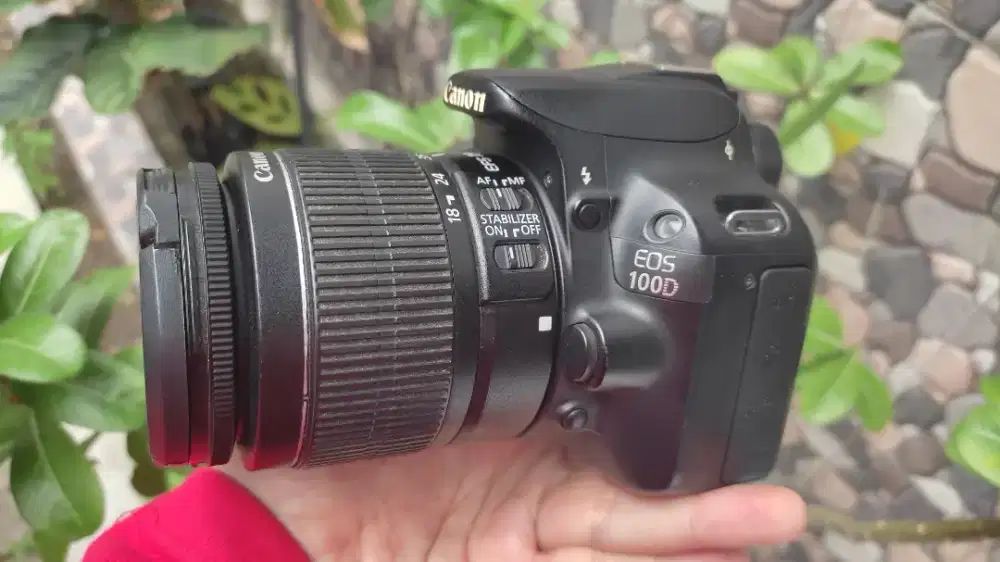 Canon 100d EFS 18-55mm