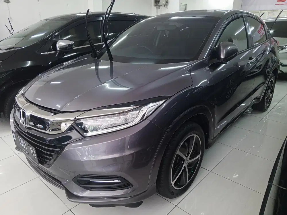 Honda HRV 1.8 Prestige CVT 2021 DP 30 jt