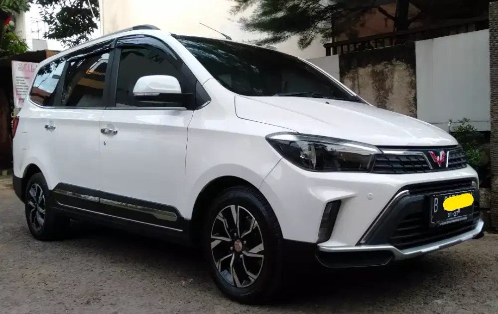Wuling Confero S Facelift 2021 Putih Act (Matic) L Lux Plus