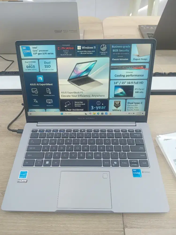 Asus Expertbook P1 (P1403CVA)