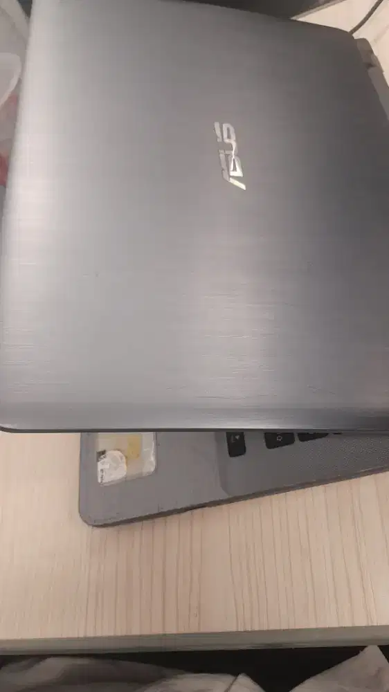 Dijual laptop asus
