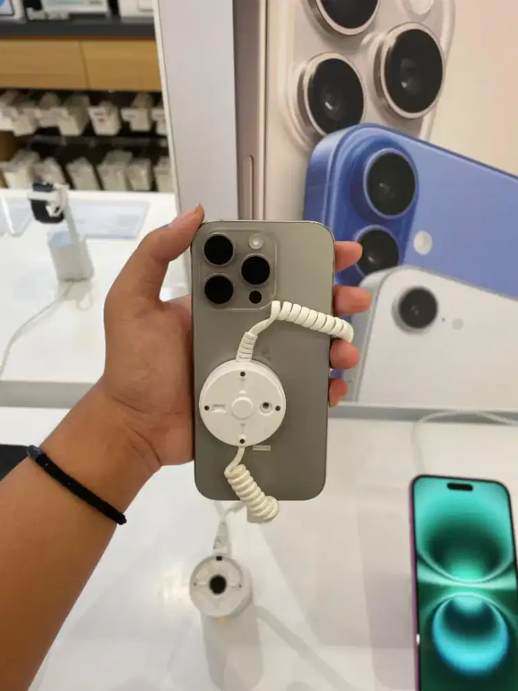 Cicilan iphone 16 pro pakai HomeCredit