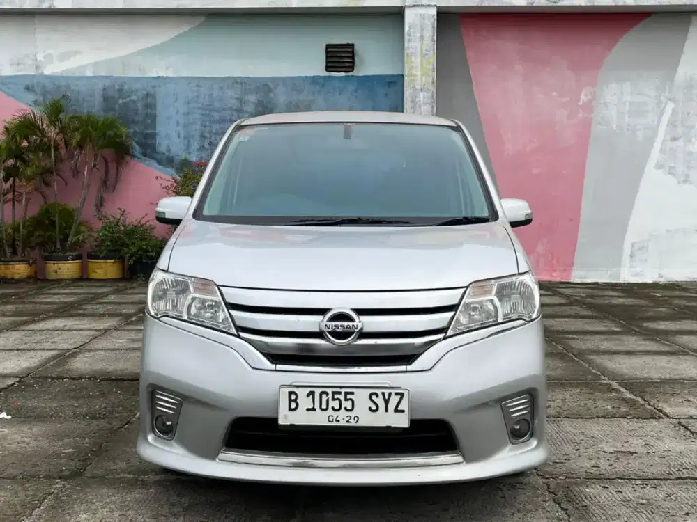 (km 74rb)Nissan Serena 2.0 AT. Autech. Thn 2013. Silver. Perfect cond