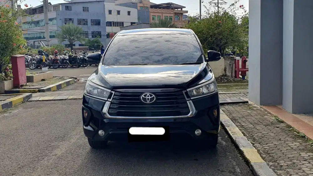 Toyota kijang innova g bensin 2021 hitam pajak panjang tgn pertama