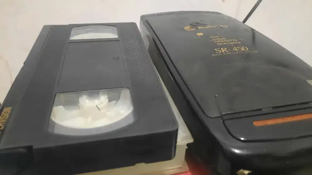 REWINDER KASET VIDEO VHS