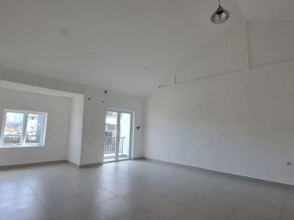 A94 Jual Rumah Baru Bagus Lebar 6 Murah di Tanjung Duren Tomang