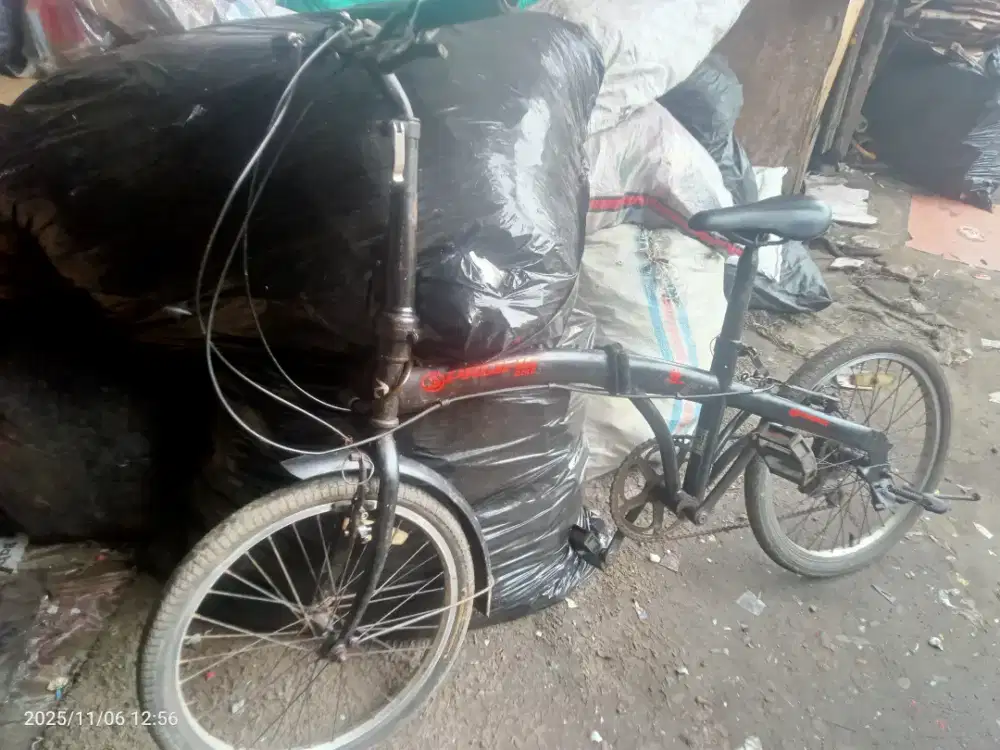 Sepeda lipat ukuran 18 inc