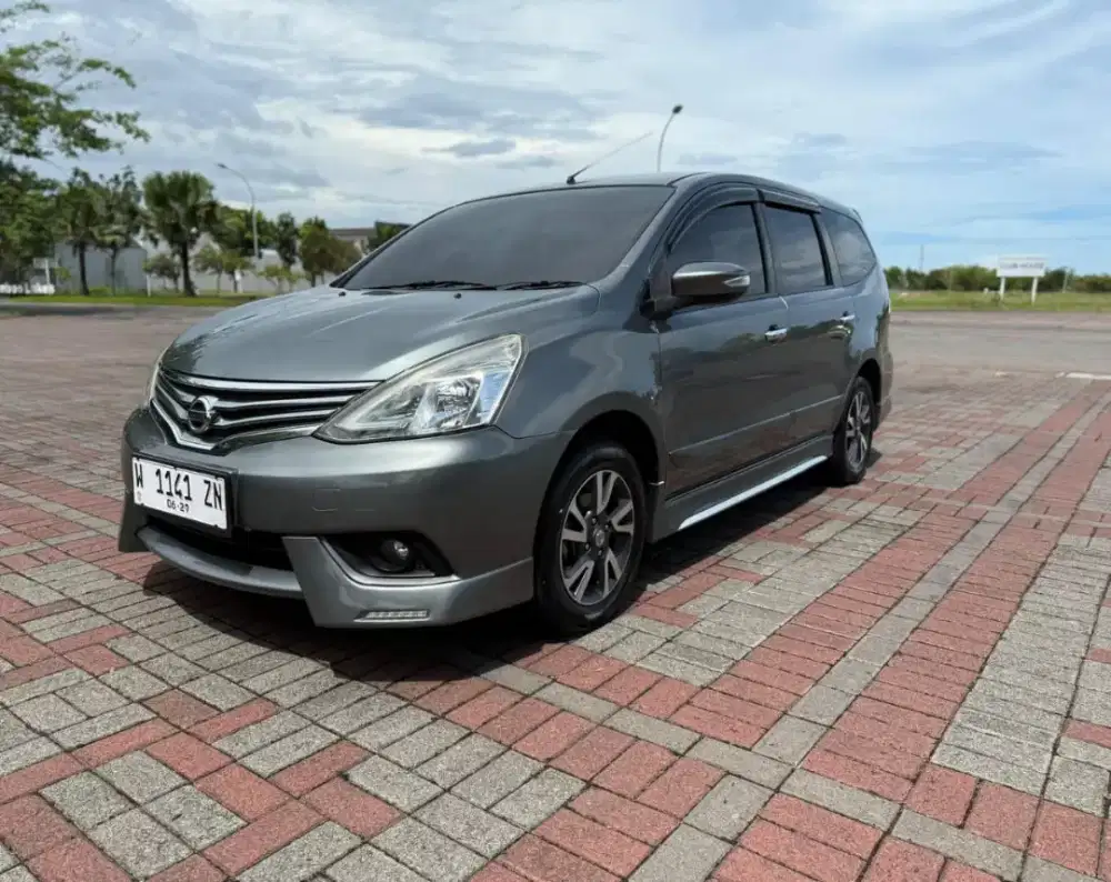 Nissan grand Livina XV matik 2018
