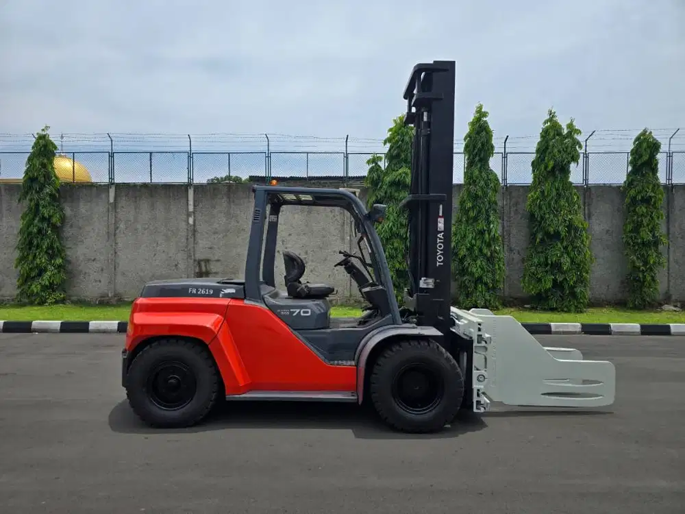 Forklift Toyota Th 2021 8FD70N (7 Ton) Diesel (Komplit Faktur)