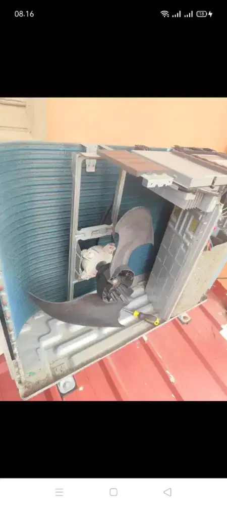 Jasa servis AC kulkas mesin cuci kompa air dll bergaransi