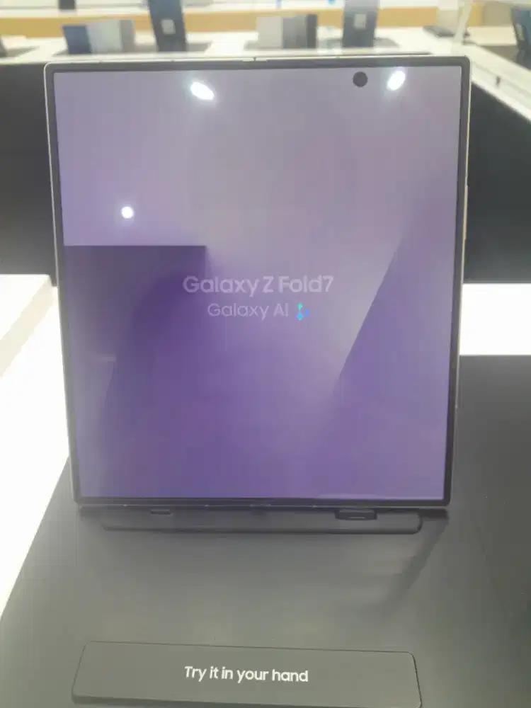 SAMSUNG GALAXY Z FOLD 7