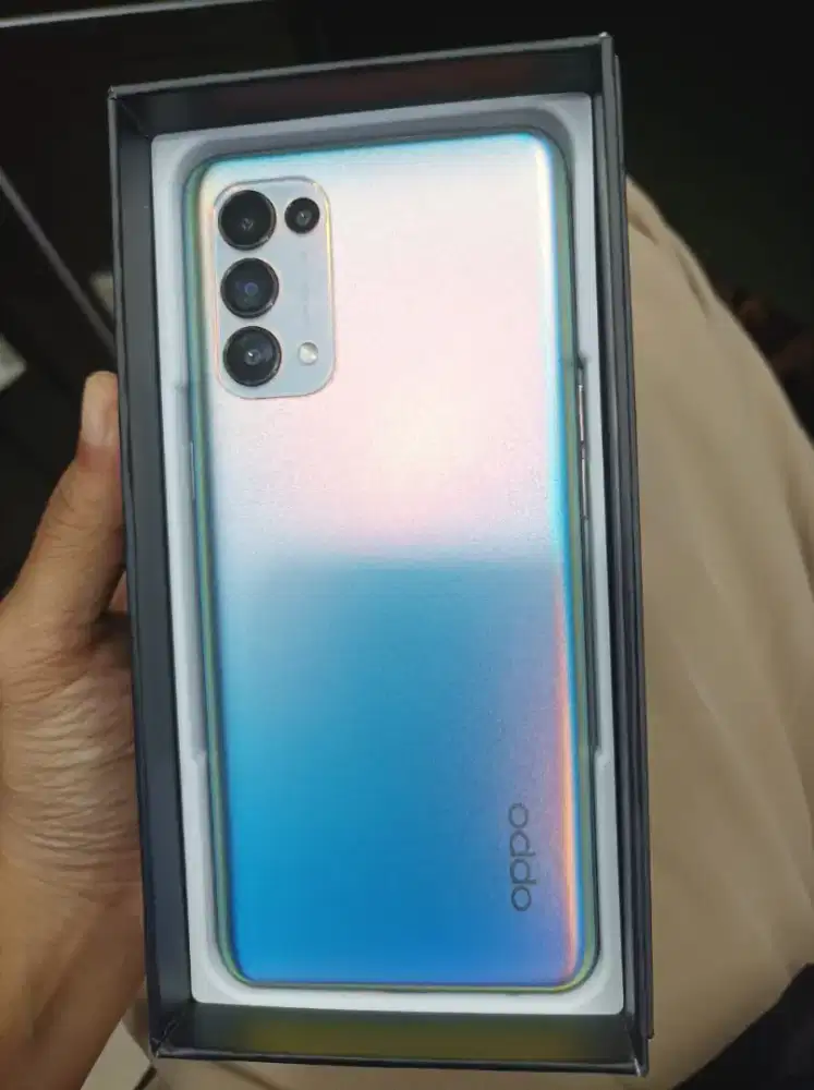 Oppo reno 5 8/128gb