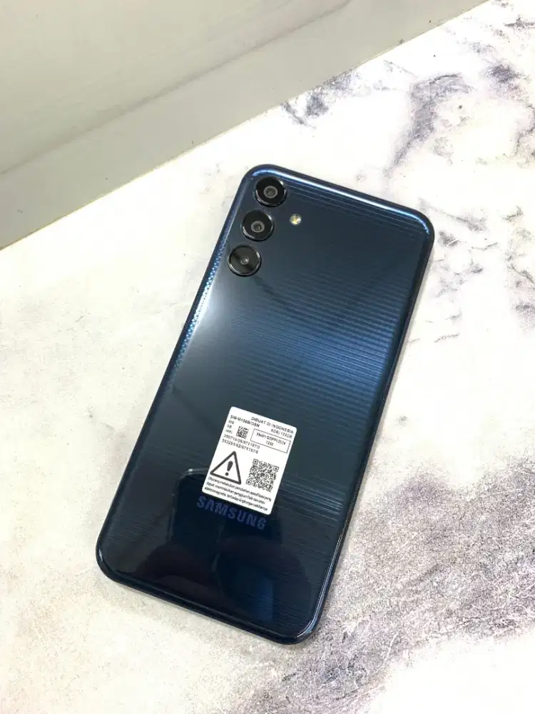 samsung M15 5G 6/128 blue sein